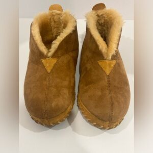 Women’s LL BEAN “Wicked Good” Slippers SIZE 8